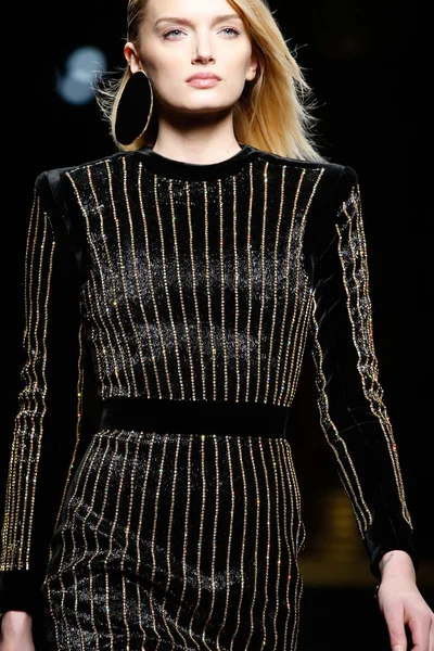 Look 117